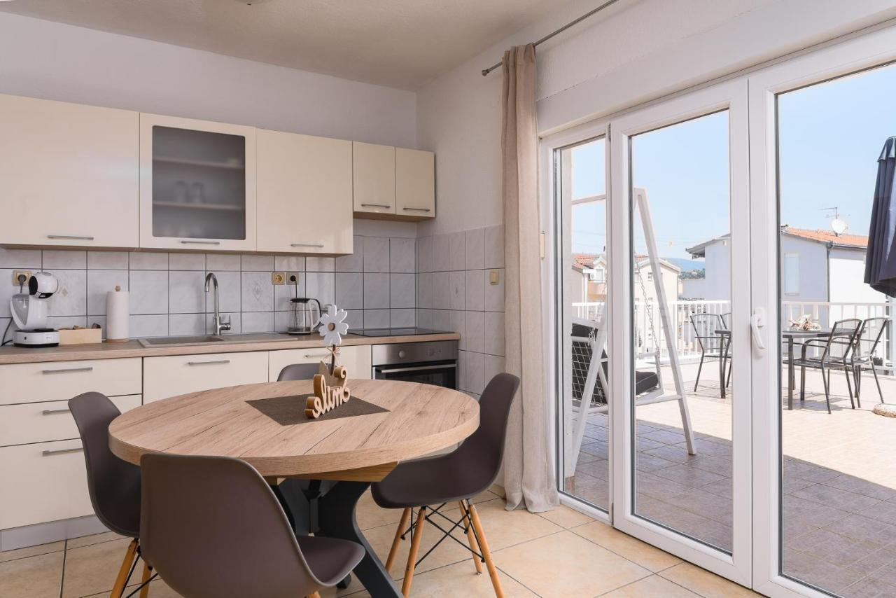 טרוגיר Apartment Planikovica מראה חיצוני תמונה
